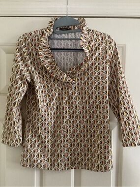 J. McLaughlin Durham Ruffle Top XS - Catalina Cloth -Geometric Diamond